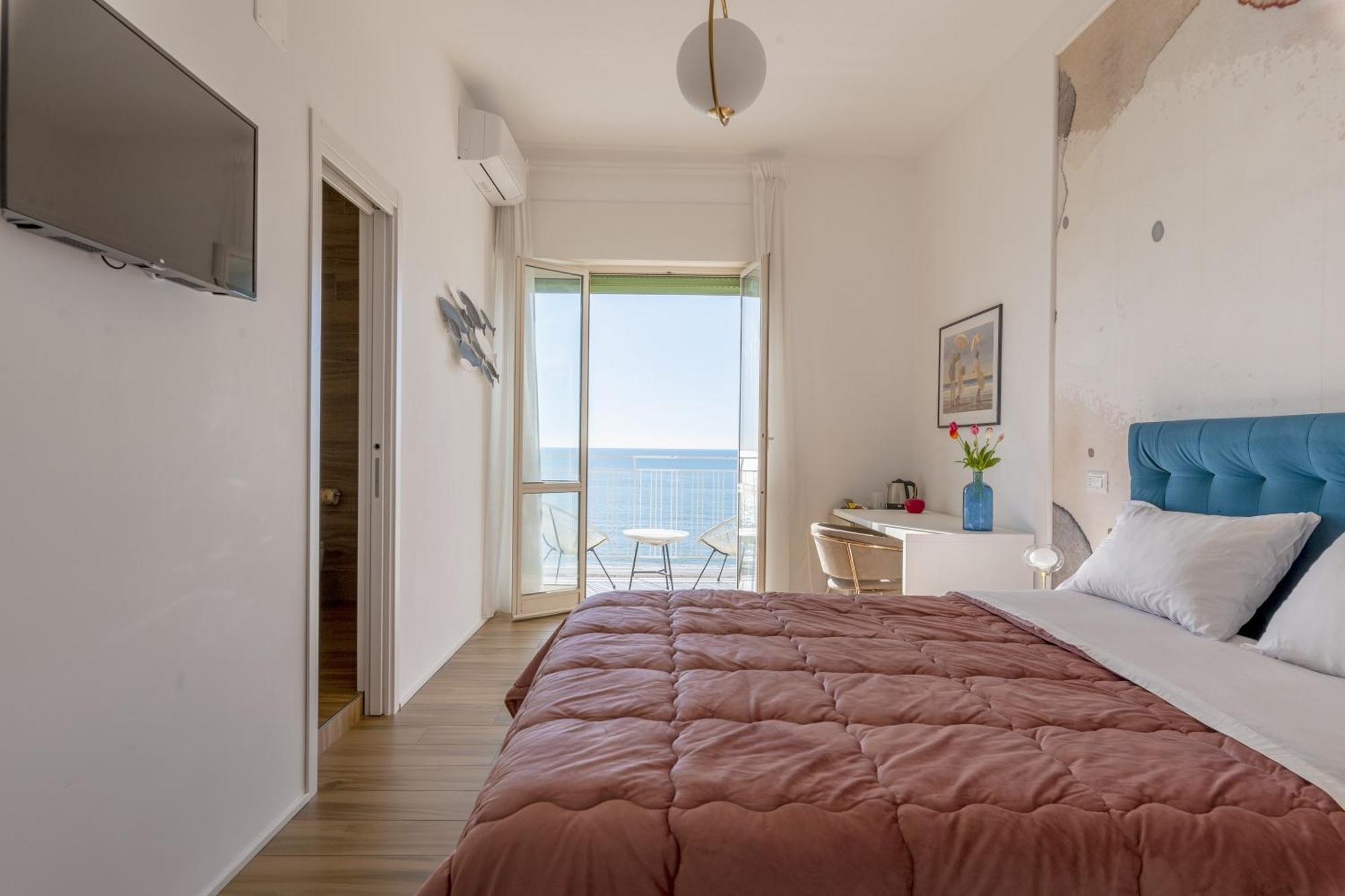 Cas' A Mare - Beachfront Luxury Suites Σαλέρνο Εξωτερικό φωτογραφία