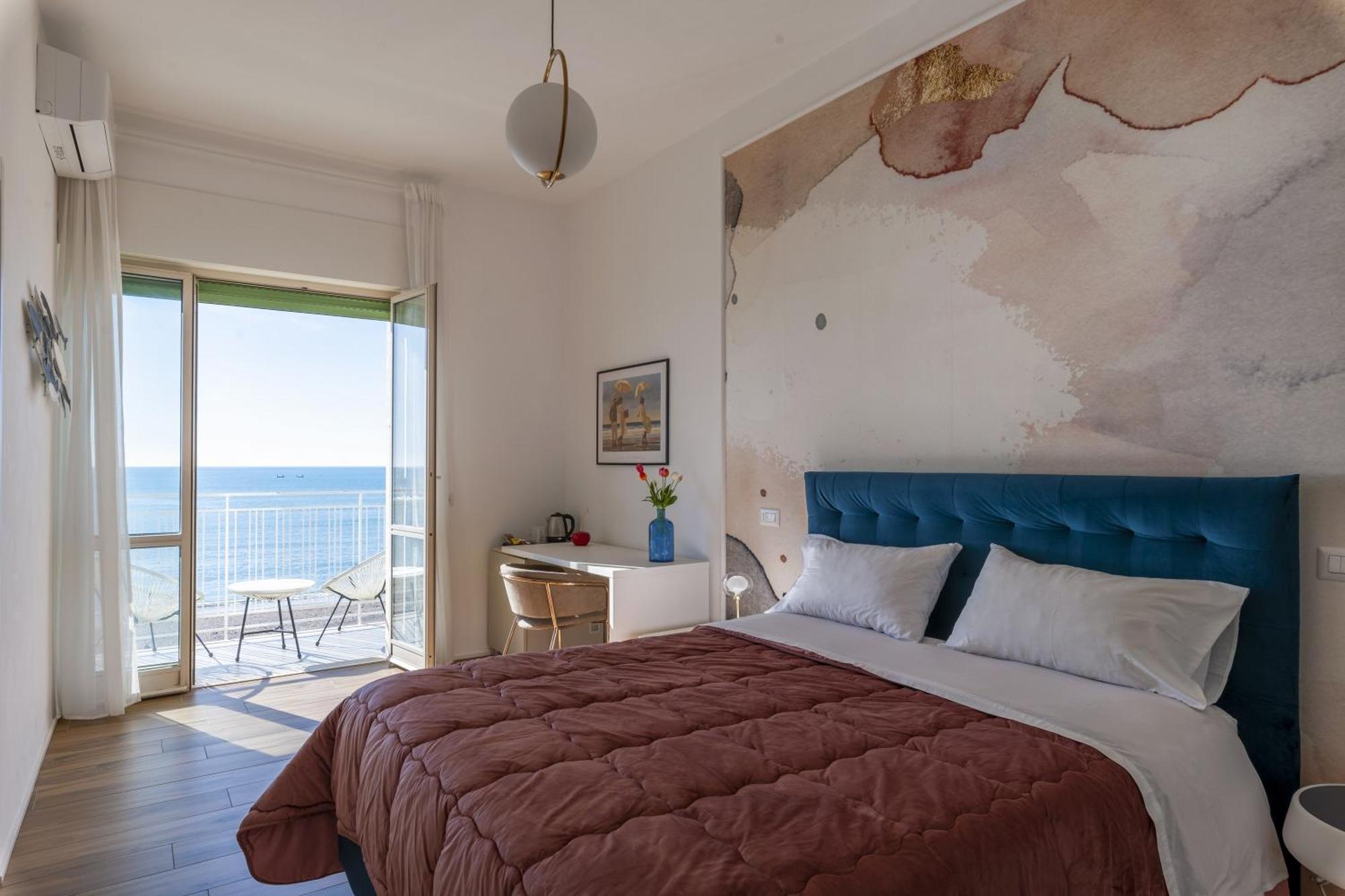 Cas' A Mare - Beachfront Luxury Suites Σαλέρνο Εξωτερικό φωτογραφία